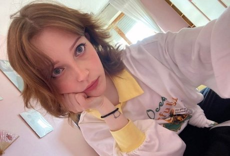 goth asian onlyfans pornos archive