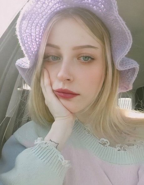 Agnese Innocente perfect model picture