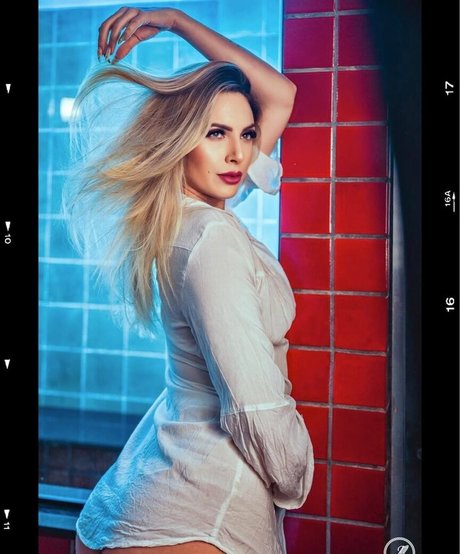 Ana Paula Santos star naked pic