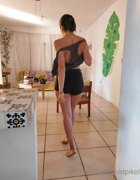 goldpikol art actress photos