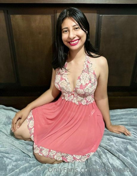 Art3misa00 perfect model img