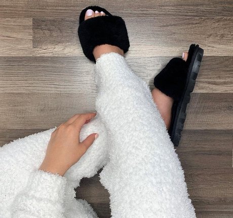 Melissa Estrella pretty actress photo