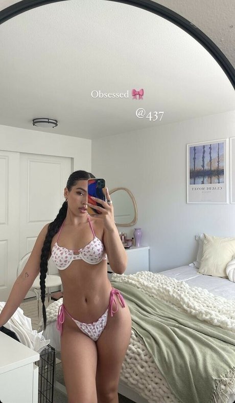 Melissa Estrella star exclusive pics