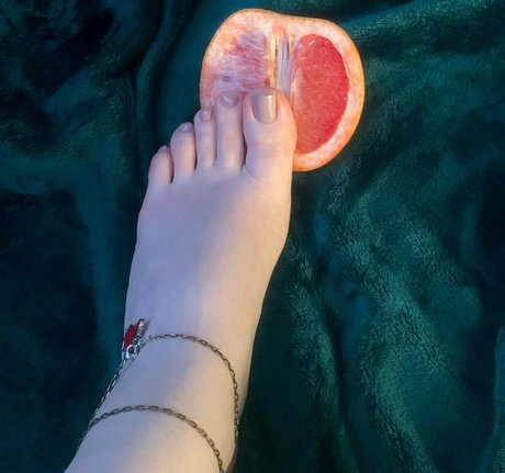 rubybunnyy top star pics