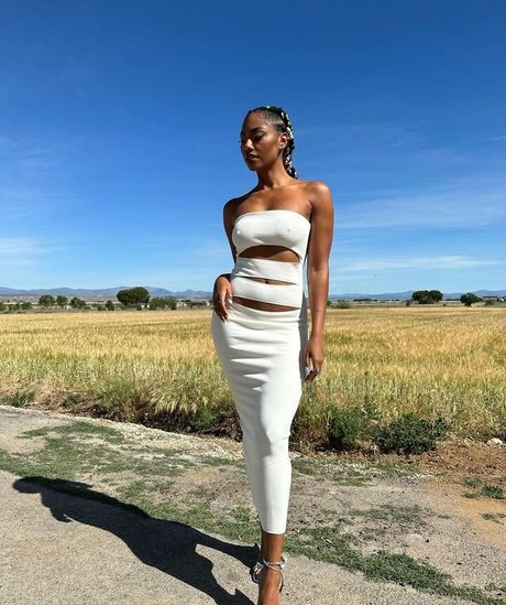 Nia Correia OT adult star picture