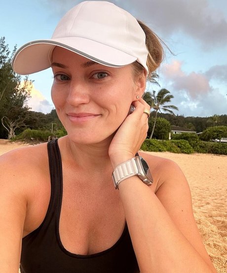 iJustine star free pics