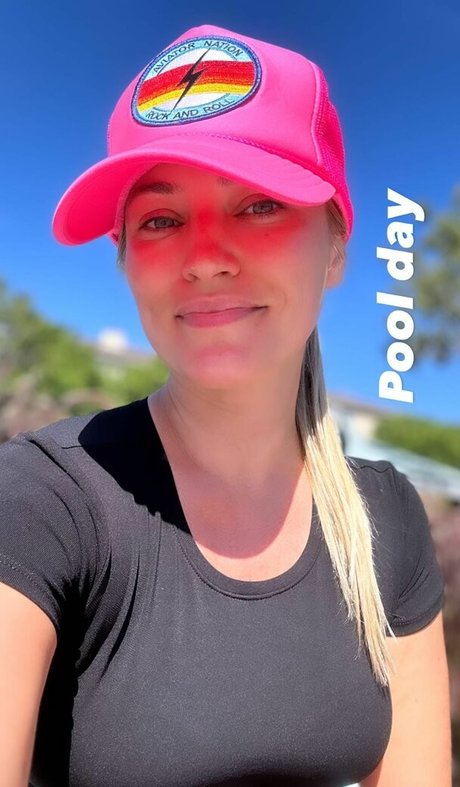 hairy milf onlyfans free pictures