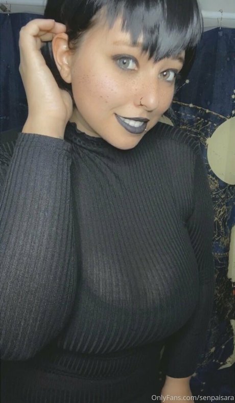 senpaisara hot actress picture