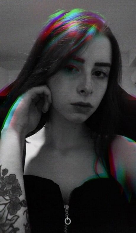 Gabi Cattuzzo star sexy image