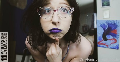 Girlbotdiv erotic actress images