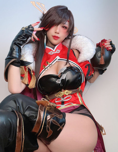 aqua28551264 nude actress photo