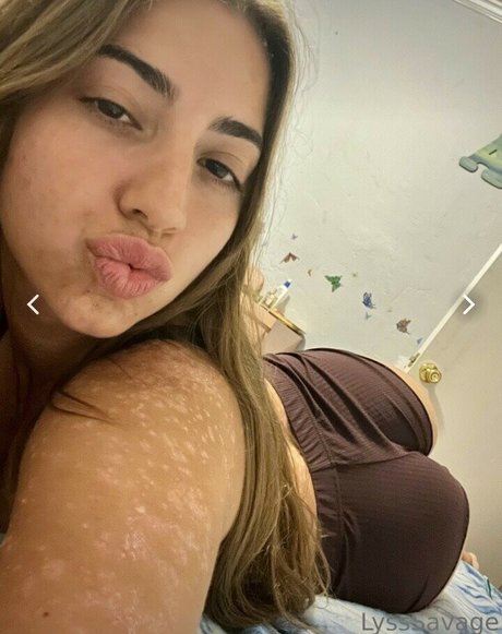 Lyss Savage star sex img