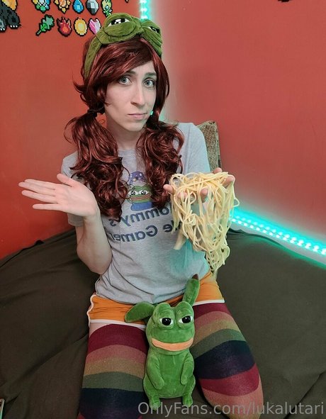 lukalutari nude star img