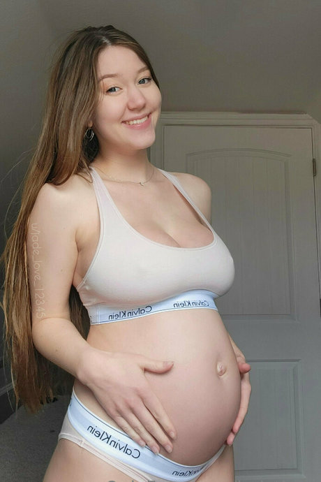 Jade Love pornstar top photos