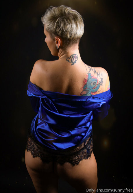 famez de high quality actress pic