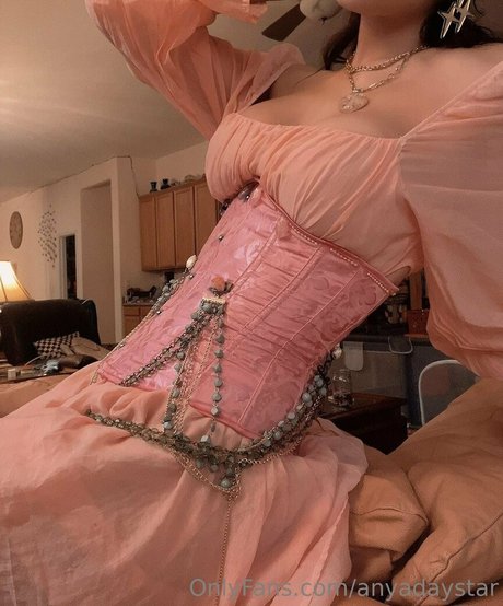 anyadaystar best star galleries