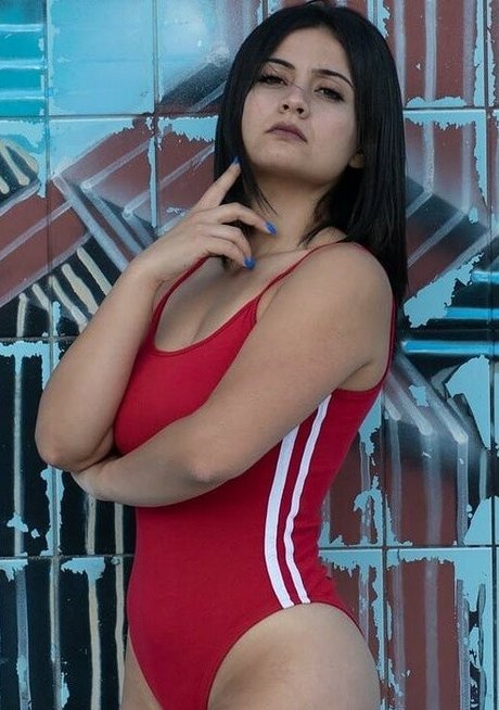 chanellewestk model naked pics