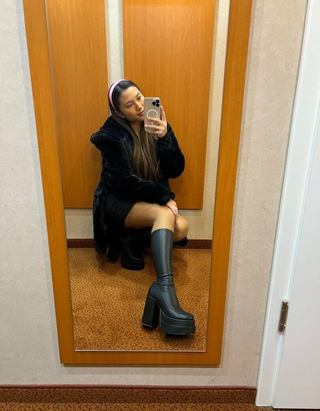 maythai xxx actress pic