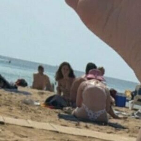 barefootgoddessbri best model pic