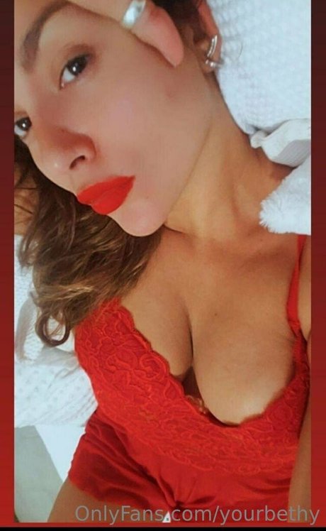 son onlyfans pornographic photos