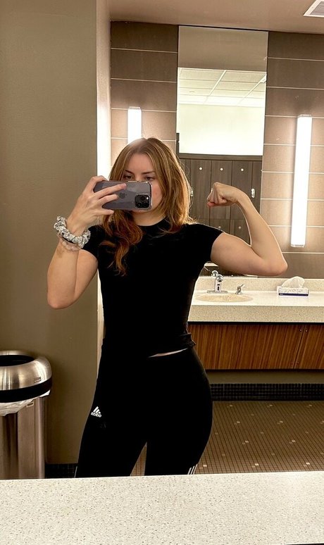 Vkunia beautiful pornstar photo