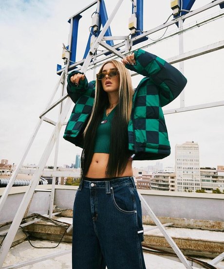 chubby teen onlyfans art naked images