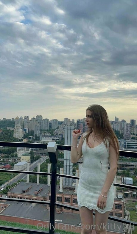 kitty di sexy pornstar image