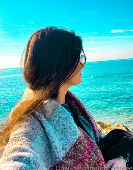 nicolefreee free star picture