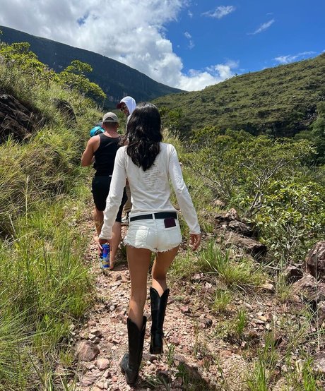 Elisha and Renee Herbert exclusive actress archive