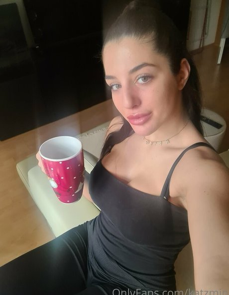 katzmin model hot pics