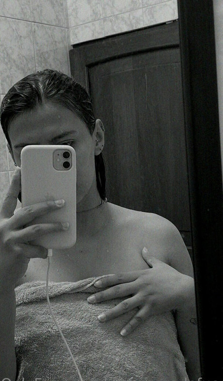 morenazadefuego pretty pornstar galleries