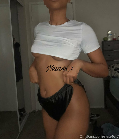 neia46 7 nude pornstar gallery