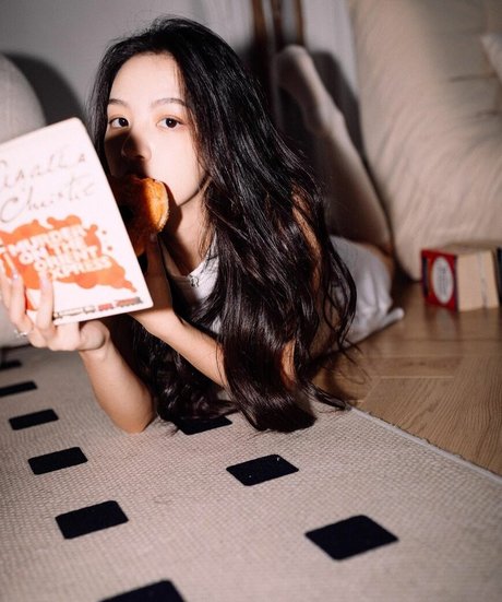 swinger milf onlyfans beautiful porn pic