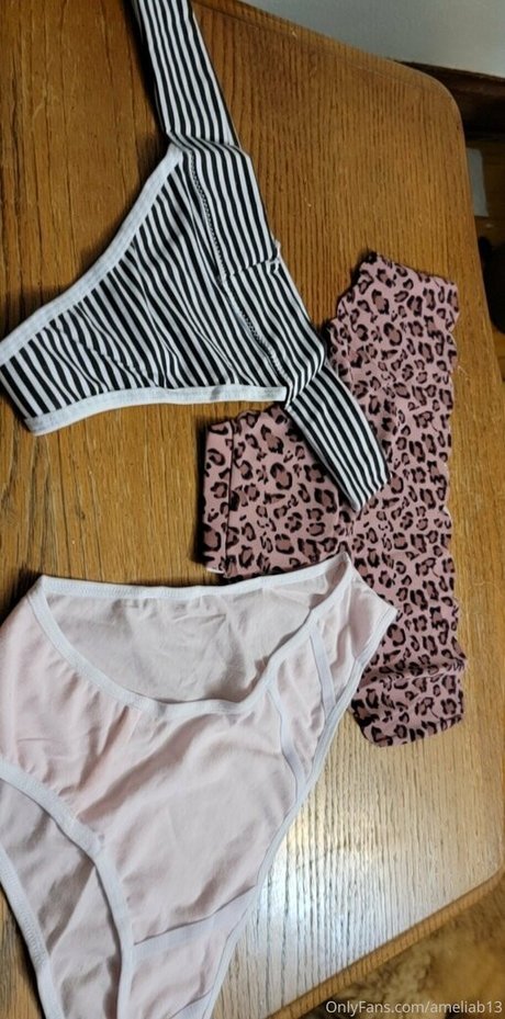 ameliab13 nice model photo