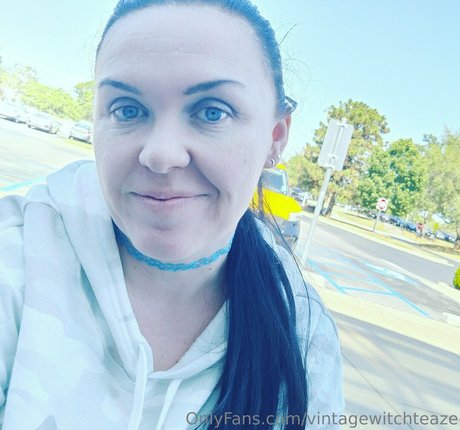 vintagewitchteaze model porn galleries