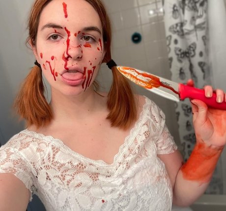 Sarah Z model best picture