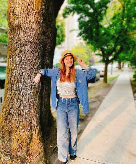 hairy asian onlyfans free pics