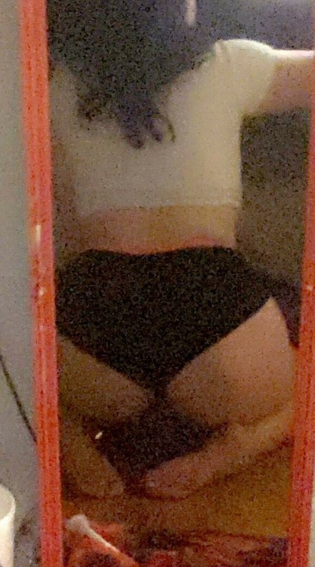 toiletseatshawty pornstar naked images