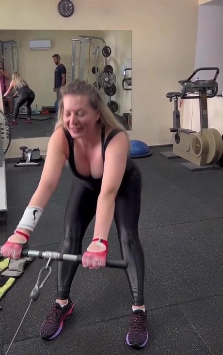 Joice Hasselmann star pictures