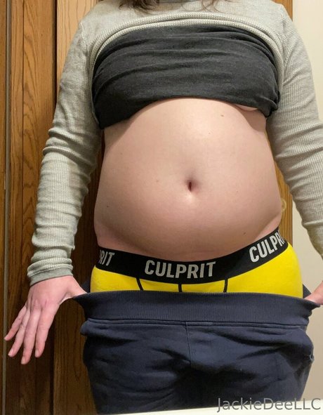 snackupjackie star naked photo