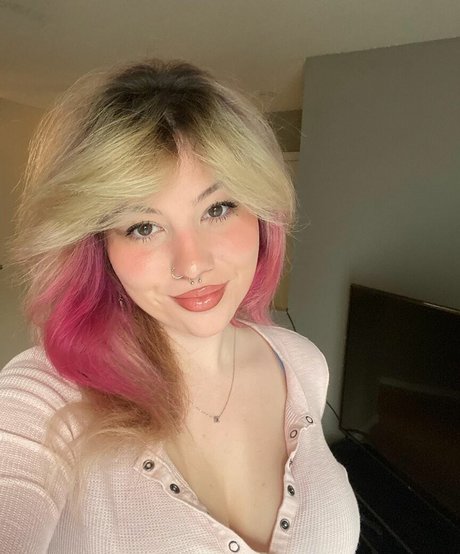 Kendi Ken ASMR top star picture