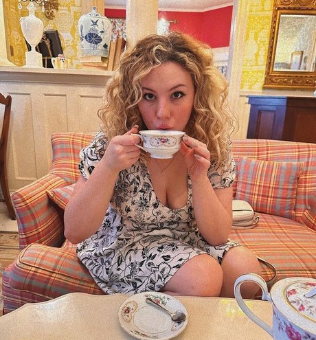 Kendi Ken ASMR pornstar naked gallery