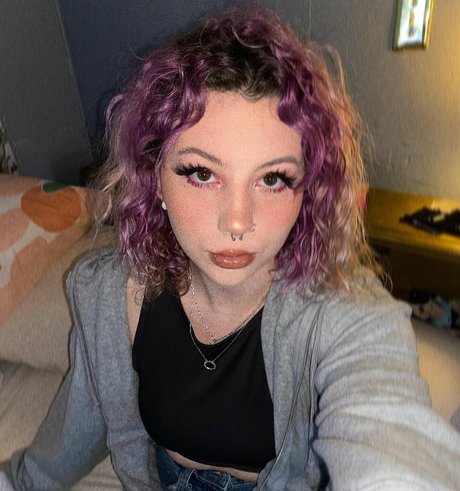 Kendi Ken ASMR nude actress pic