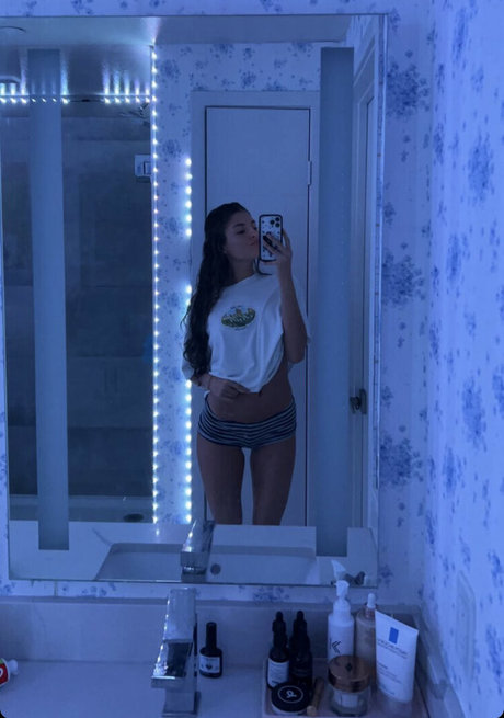 teen feet onlyfans art naked pic