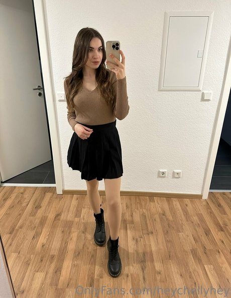 heychellyhey star perfect gallery