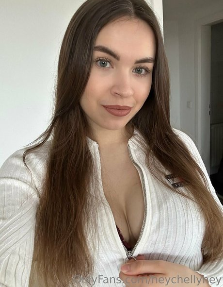 heychellyhey hot pornstar image