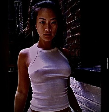 Melissa Ong pornstar naked img