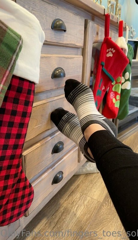 fingers toes soles free sex model archive