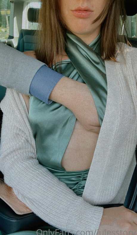 julesstory nude model pic