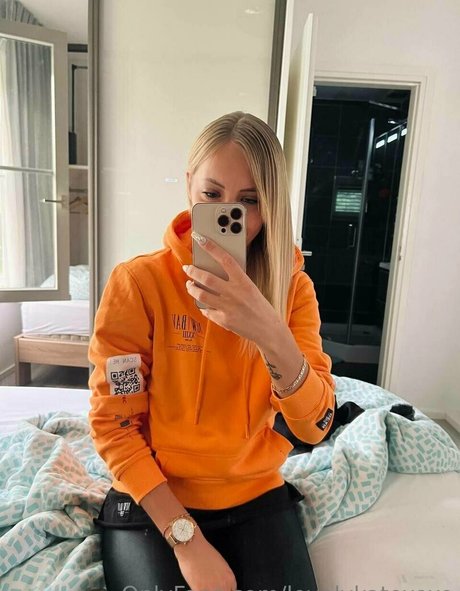 lovelykatexoxo naked actress images